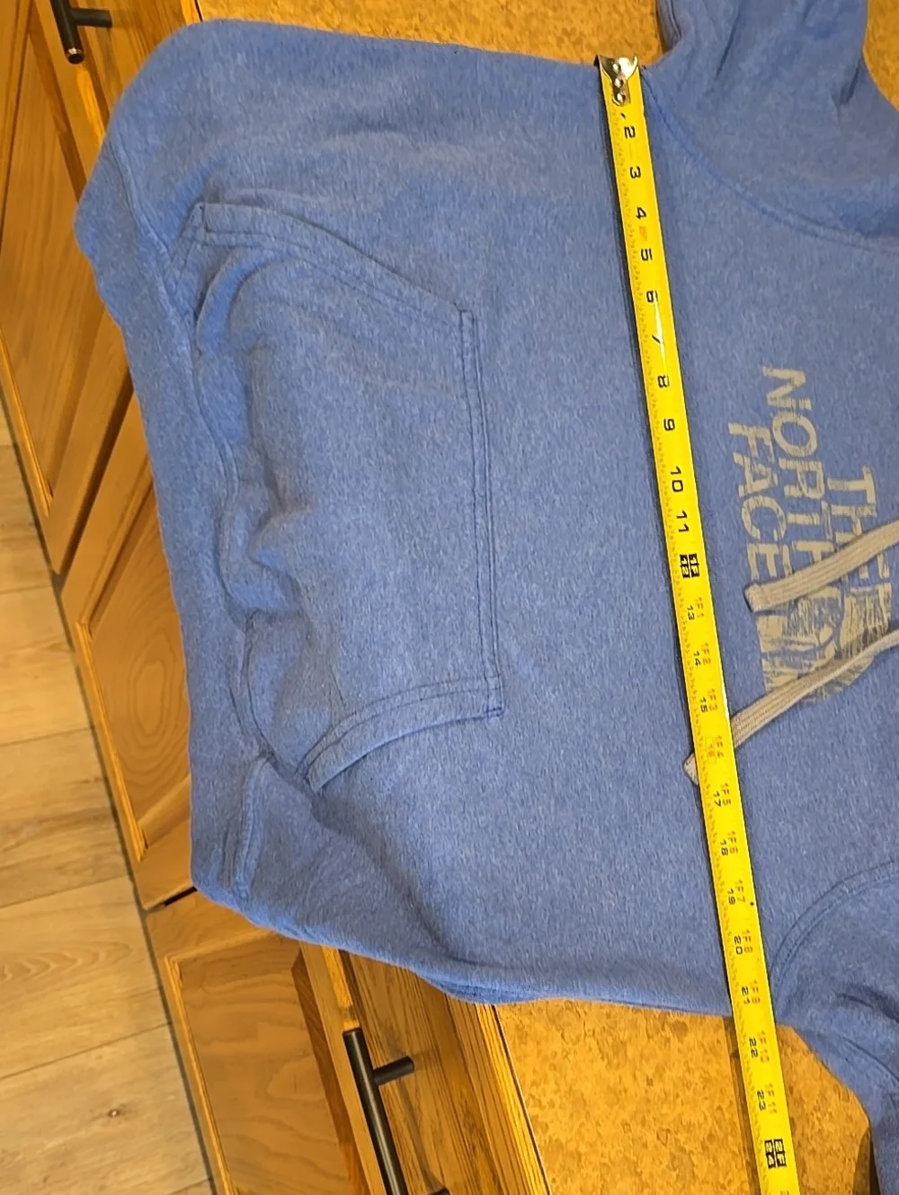 The North Face MED. Mens Unisex Blue Pullover Hoodie Half Done Graphic Top